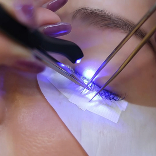 LEDまつ毛エクステ